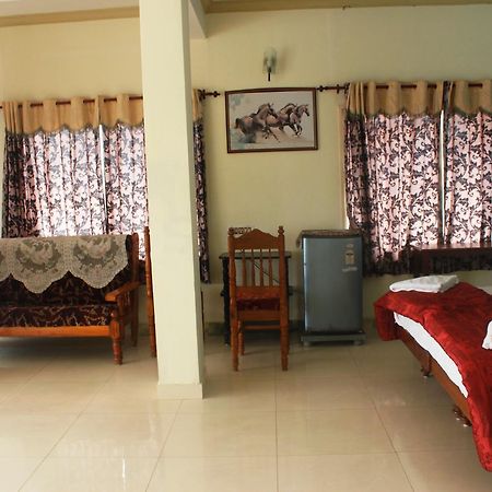 Adam Beach Resort Kovalam Ngoại thất bức ảnh