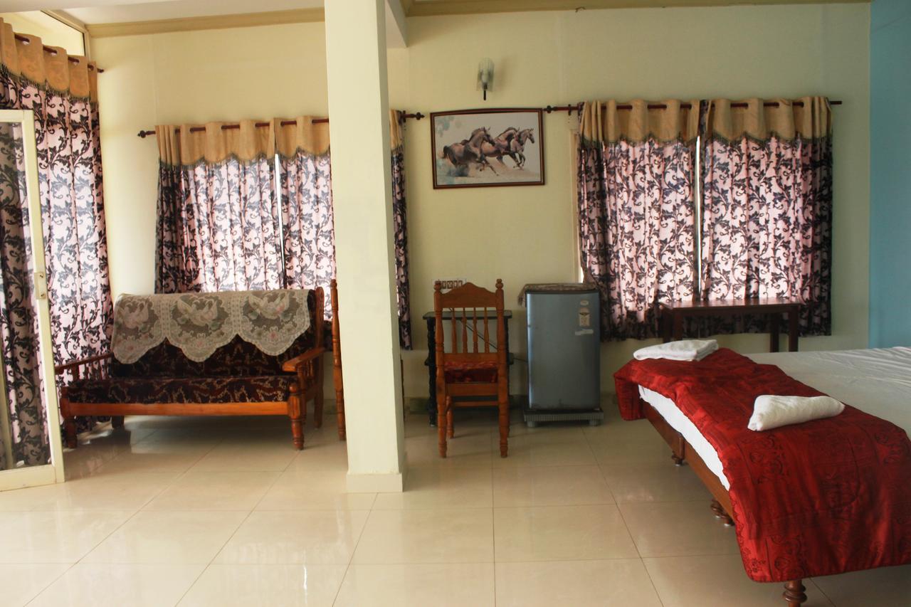 Adam Beach Resort Kovalam Ngoại thất bức ảnh