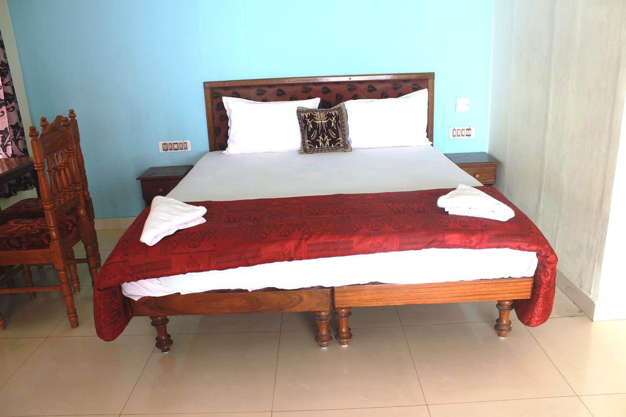 Adam Beach Resort Kovalam Ngoại thất bức ảnh