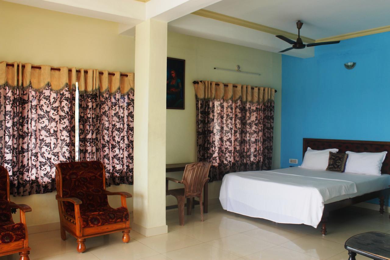 Adam Beach Resort Kovalam Ngoại thất bức ảnh